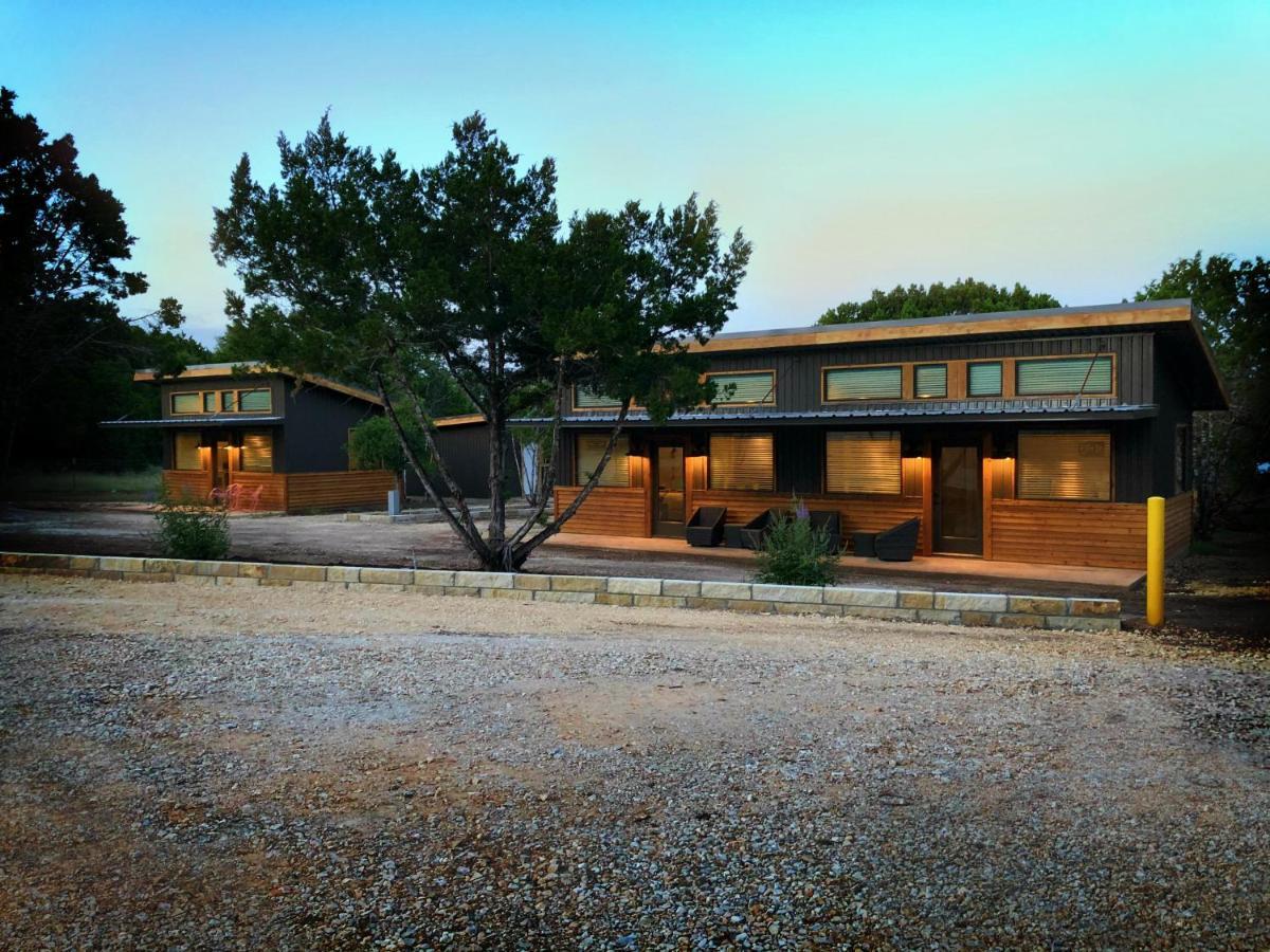 Green Acres Cottages - Wimberley Suite Εξωτερικό φωτογραφία